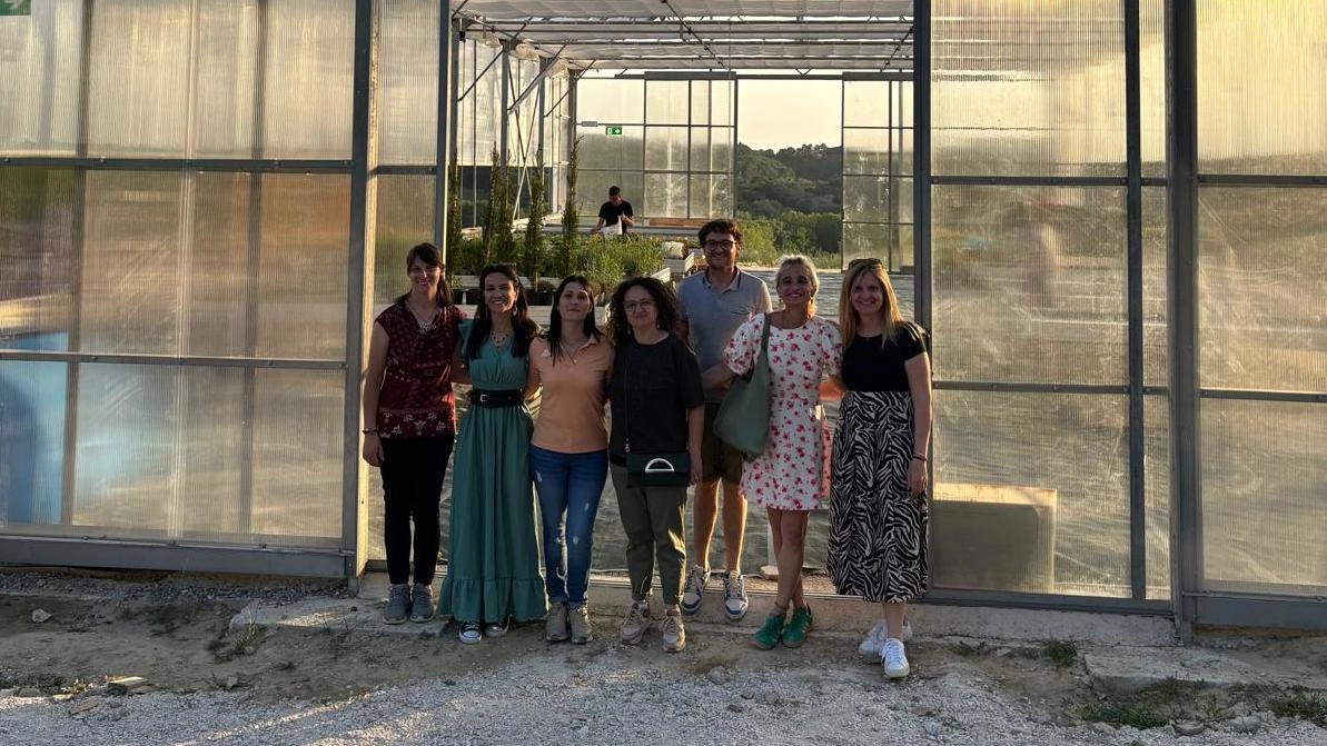 L’inaugurazione con gli studenti e le autorità L’inaugurazione con gli studenti e le autorità