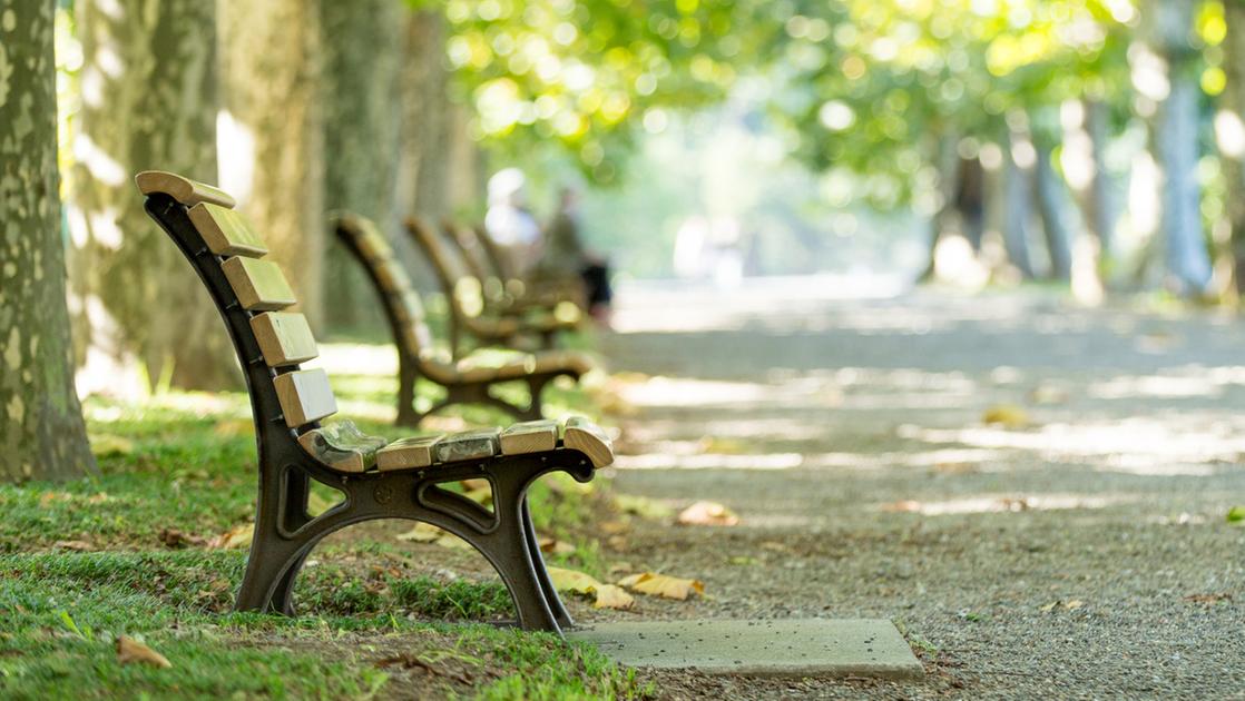 Guardie e ladri nei giardini “a luci rosse”, cosa sta succedendo alla periferia di Prato Guardie e ladri nei giardini “a luci rosse”, cosa sta succedendo alla periferia di Prato