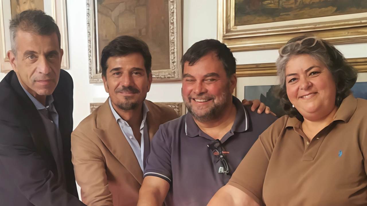 Il gruppo alla presentazione della candidatura con Marco Stella Il gruppo alla presentazione della candidatura con Marco Stella