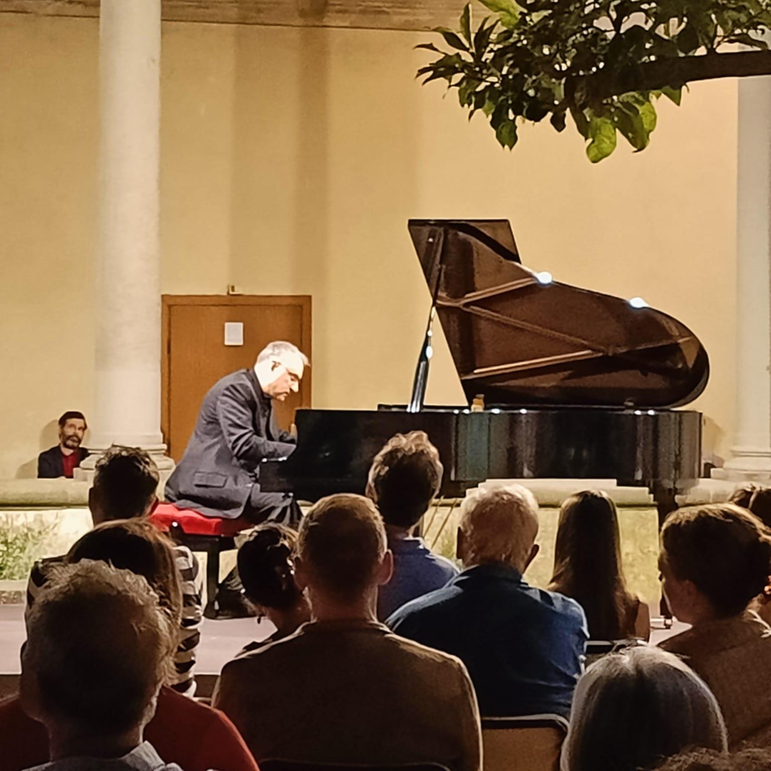 Concerto di Danis Pagani sabato 2 agosto -