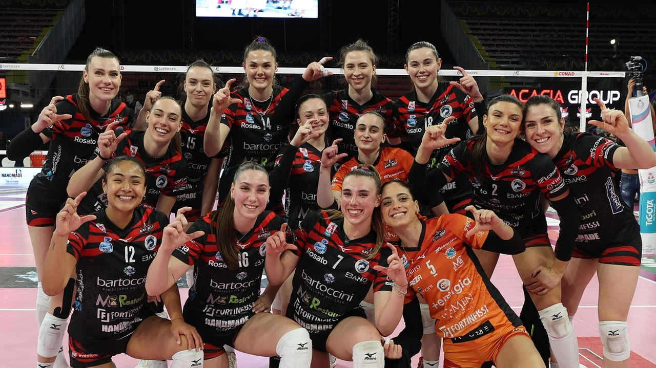 Conquistata la seconda fase play off challenge. Coach Giovi: "Brave tutte, passaggio del turno meritato"