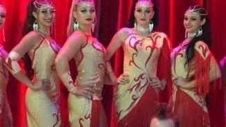 E’ tornato ad Arezzo il Circo Busnelli e fino al 10 marzo propone ai suoi spettatori produzioni sempre rinnovate, in... E’ tornato ad Arezzo il Circo Busnelli e fino al 10 marzo propone ai suoi spettatori produzioni sempre rinnovate, in...