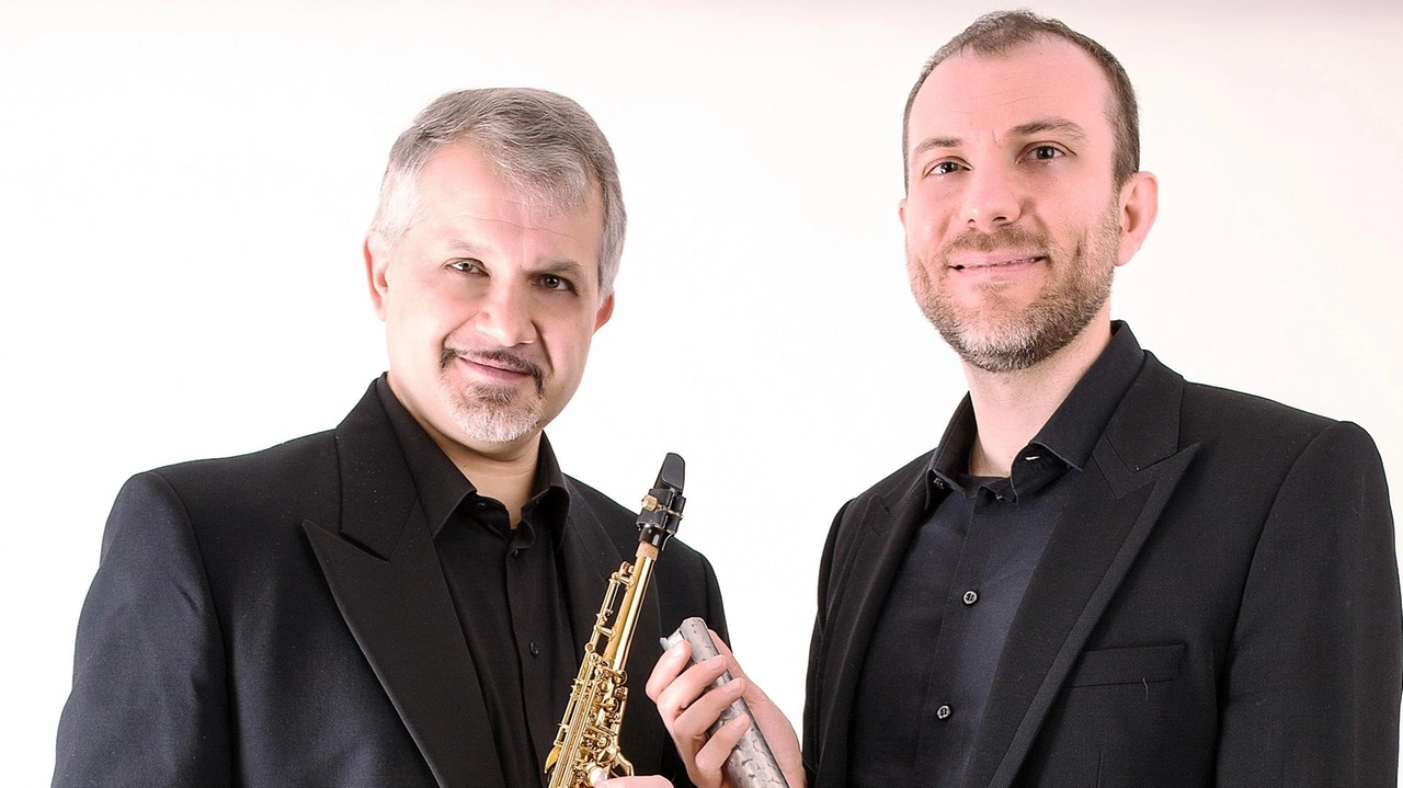 La chiesa di San Pietro Apostolo a Corniglia ospiterà il concerto del duo Riverberi durante il Festival organistico internazionale 'Armonie Sacre'. L'evento, sostenuto da diverse istituzioni, presenterà un repertorio variegato su un organo restaurato del 1917. La chiesa di San Pietro Apostolo a Corniglia ospiterà il concerto del duo Riverberi durante il Festival organistico internazionale 'Armonie Sacre'. L'evento, sostenuto da diverse istituzioni, presenterà un repertorio variegato su un organo restaurato del 1917.