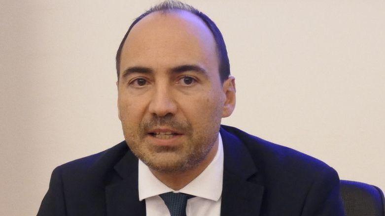 https://www.lanazione.it/image-service/view/acePublic/alias/contentid/MWFhMGExZDMtMWE4OC00/0/scoppia-il-gramsci-keynes-la-soluzione-il-rodarino.jpeg?f=16:9&w=1200&h=630