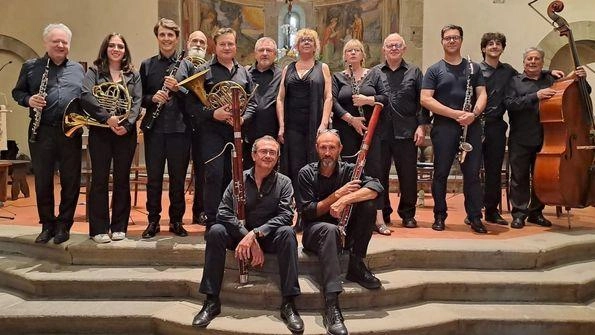 Domani sera a Massa concerto finale del Festival Sinfonico con l'Orchestra Domenico Scarlatti. In programma la Serenata 'Gran Partita' di Mozart e la sinfonia di Donizetti. Ingresso a pagamento. Domani sera a Massa concerto finale del Festival Sinfonico con l'Orchestra Domenico Scarlatti. In programma la Serenata 'Gran Partita' di Mozart e la sinfonia di Donizetti. Ingresso a pagamento.