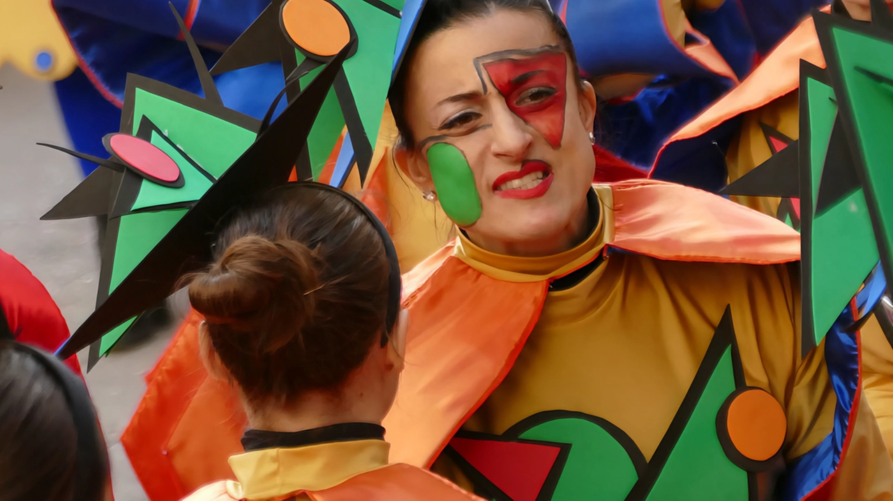 Quarto fine settimana di festeggiamenti per il Carnevale di Foiano della Chiana. Da oggi riprendono le attività di festa con... Quarto fine settimana di festeggiamenti per il Carnevale di Foiano della Chiana. Da oggi riprendono le attività di festa con...