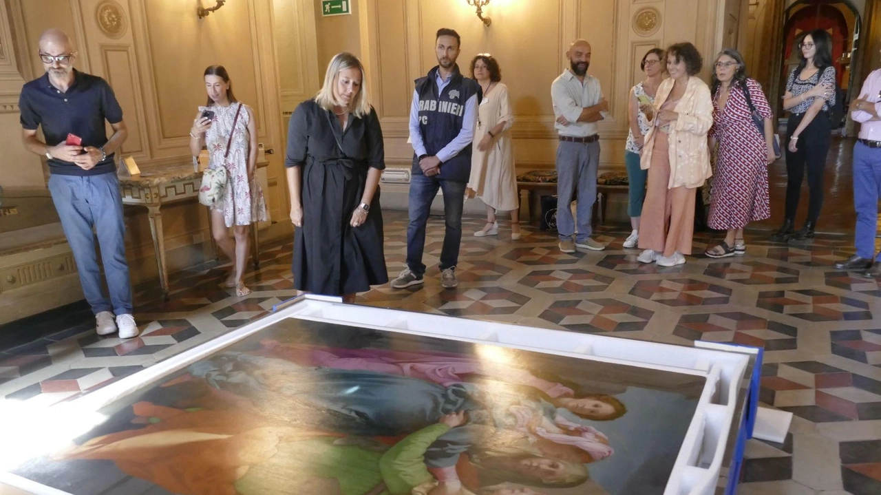 Lo spostamento della Visitazione dalla chiesa di San Michele alla Villa Medicea Lo spostamento della Visitazione dalla chiesa di San Michele alla Villa Medicea
