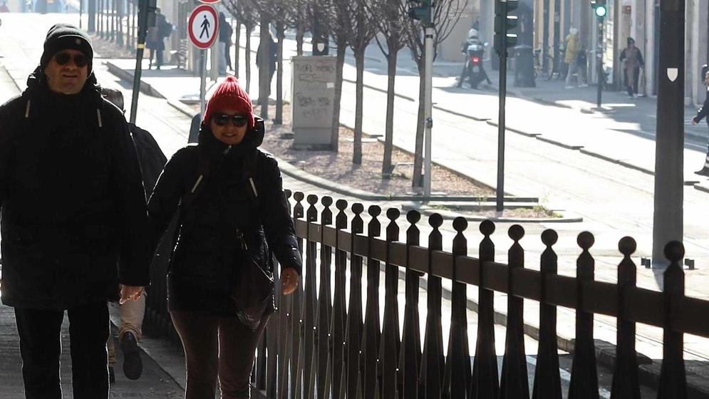 Braccio di ferro per trasferire le due zone nella circoscrizione del centro storico. Draghi (FdI): "Non ha più senso che siano nel Q5". La sinistra: "Classismo".