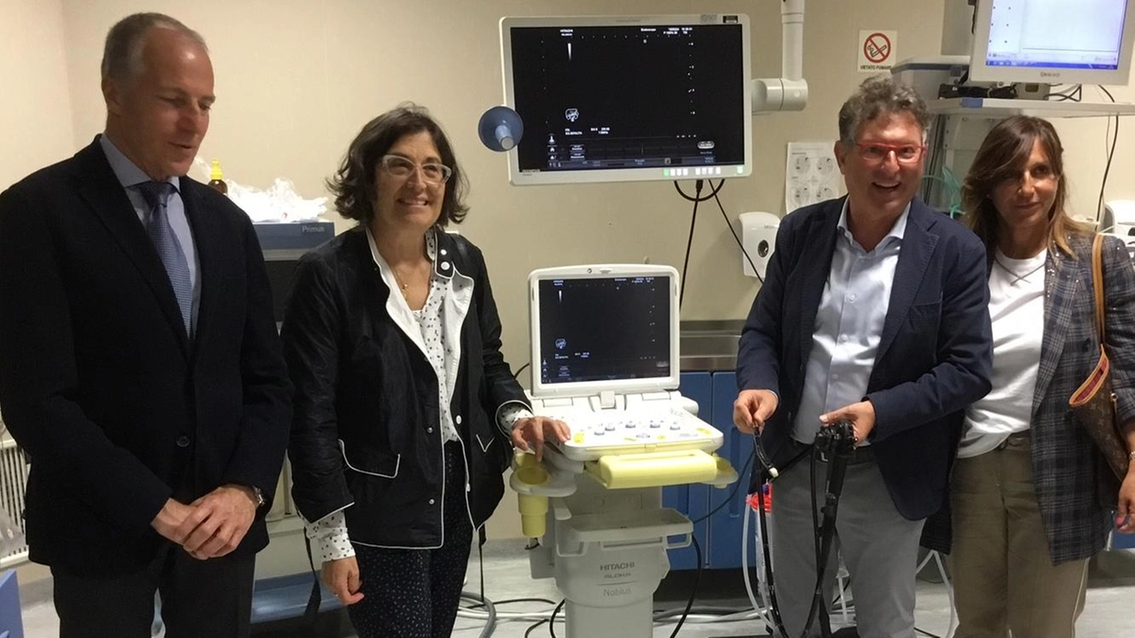 Il primario dell’unità complessa lascia l’attività e non sarà sostituito "Dopo 43 anni ringrazio Sicari, Pincione e De Lauretis per aver creduto in me". Il primario dell’unità complessa lascia l’attività e non sarà sostituito "Dopo 43 anni ringrazio Sicari, Pincione e De Lauretis per aver creduto in me".