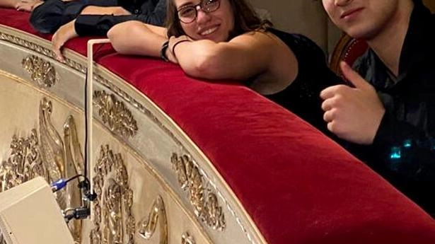 La 35esima edizione de L'Ora del Concerto, organizzata dalla Scuola Verdi e dalla Camerata, si apre con il Quartetto d'archi Zenit e propone un ricco programma di concerti gratuiti fino a dicembre al Palazzo della Musica. Una rassegna storica che promuove giovani talenti e si avvale del sostegno dell'associazione Amici dei Musei di Prato. La 35esima edizione de L'Ora del Concerto, organizzata dalla Scuola Verdi e dalla Camerata, si apre con il Quartetto d'archi Zenit e propone un ricco programma di concerti gratuiti fino a dicembre al Palazzo della Musica. Una rassegna storica che promuove giovani talenti e si avvale del sostegno dell'associazione Amici dei Musei di Prato.