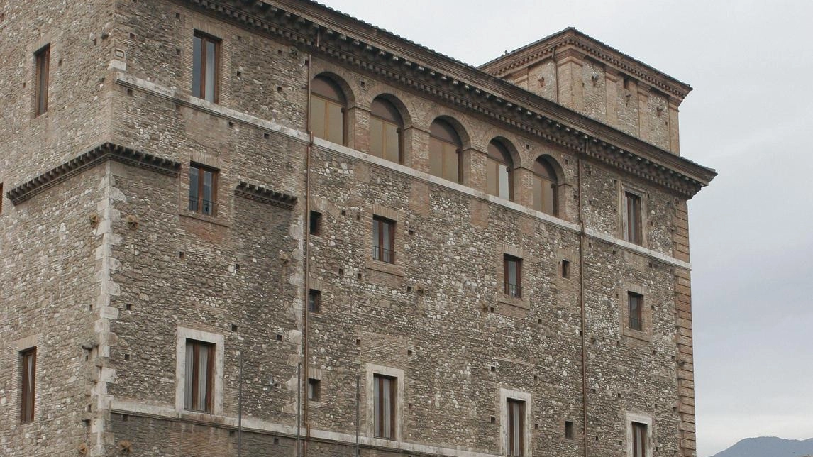 Palazzo Spada, i “gettoni“ richiedono. 60mila euro in più Palazzo Spada, i “gettoni“ richiedono. 60mila euro in più