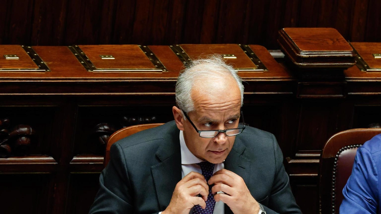 'E' nostro dovere combattere i trafficanti esseri umani'