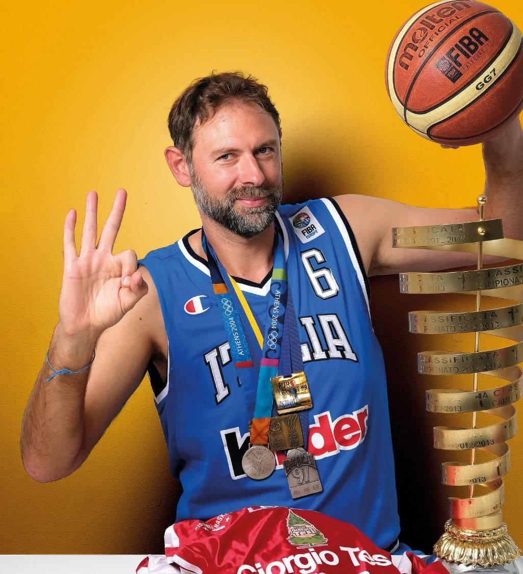 Giacomo Galanda a Poggio a Caiano: presentazione del libro e basket con i fan Giacomo Galanda a Poggio a Caiano: presentazione del libro e basket con i fan