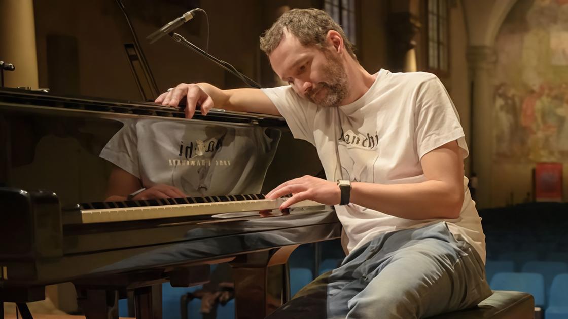 boosta fra tradizione e avanguardia la musica 232 la prima forma d8217arte