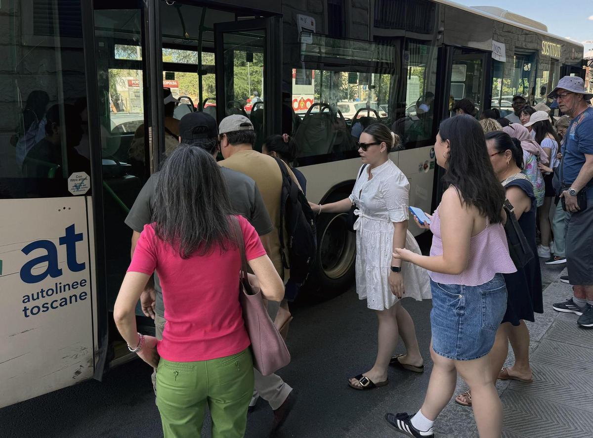 bus a tariffa ridotta il bonus si estende anche a dottorandi e afam