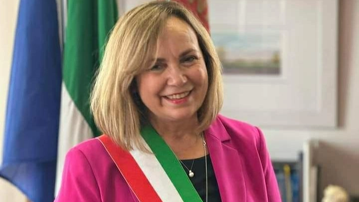 La sindaca di Poggibonsi, Susanna Cenni, è intervenuta sull’episodio di violenza tra giovanissime avvenuto in piazza Frilli La sindaca di Poggibonsi, Susanna Cenni, è intervenuta sull’episodio di violenza tra giovanissime avvenuto in piazza Frilli