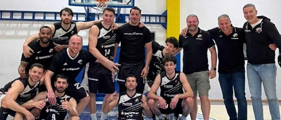 Serie B, clima di soddisfazione negli spogliatoi della Tarros. Mori e Caluri applaudono tutta la squadra: "E’ sempre rimasta unita con grande serietà»