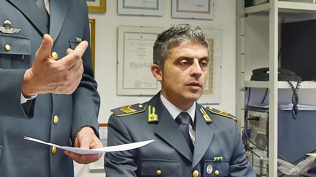 Tre operazioni, centinaia di chili di metalli preziosi e quasi mezzo milione di euro in contanti. È il bilancio dell’intensa... Tre operazioni, centinaia di chili di metalli preziosi e quasi mezzo milione di euro in contanti. È il bilancio dell’intensa...