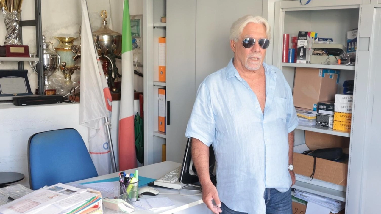 Il colpo a segno nella polisportiva di via Paisiello: è il secondo in poco tempo Il colpo a segno nella polisportiva di via Paisiello: è il secondo in poco tempo