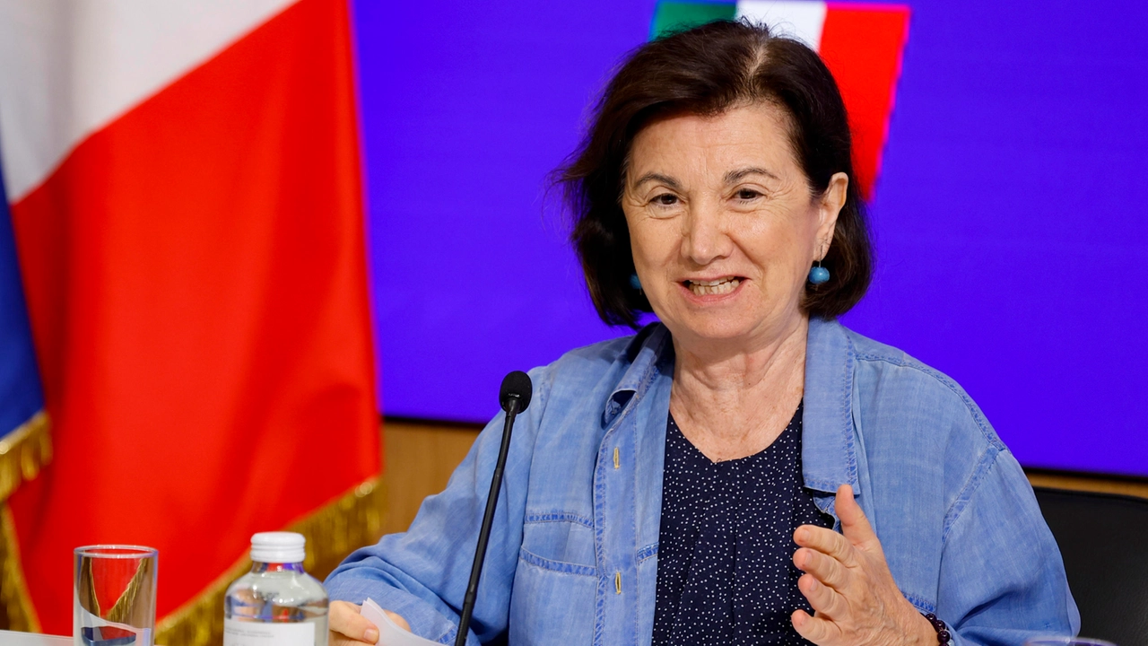 Eugenia Maria Roccella, ministra per le Pari opportunità e la Famiglia: "Presto nuove misure contro i siti sessisti" Eugenia Maria Roccella, ministra per le Pari opportunità e la Famiglia: "Presto nuove misure contro i siti sessisti"