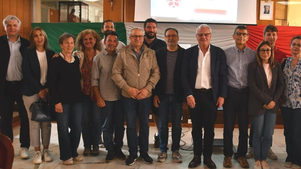 La presentazione assieme a tutte le associazioni coinvolte ieri mattina in Sala X Aprile (foto di Paola Nizza) La presentazione assieme a tutte le associazioni coinvolte ieri mattina in Sala X Aprile (foto di Paola Nizza)