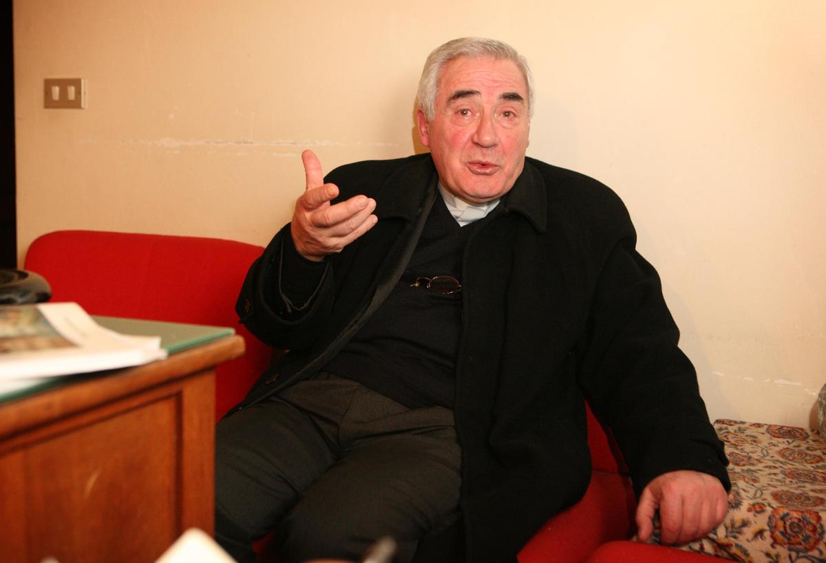 Chiesa cattolica in lutto: è morto don Silvano Seghi. Portò “Comunione e Liberazione” a Firenze Chiesa cattolica in lutto: è morto don Silvano Seghi. Portò “Comunione e Liberazione” a Firenze