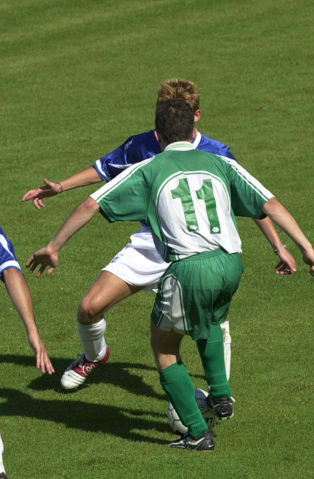 https://www.lanazione.it/image-service/view/acePublic/alias/contentid/MWM2MzAxMTctOGZjNC00/0/pugno-duro-del-comune-via-gli-impianti-sportivi-per-squalifiche-pesanti.jpeg