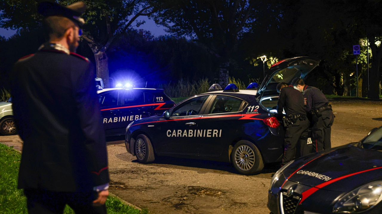 Controlli dei carabinieri di notte (Foto di repertorio) Controlli dei carabinieri di notte (Foto di repertorio)