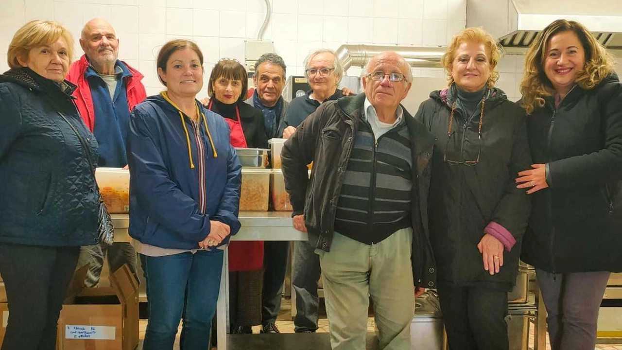 Il progetto “Cibo salvato...cibo donato“ dell’amministrazione comunale insieme alle associazioni del territorio sarà attivo dal lunedì al venerdì Il progetto “Cibo salvato...cibo donato“ dell’amministrazione comunale insieme alle associazioni del territorio sarà attivo dal lunedì al venerdì