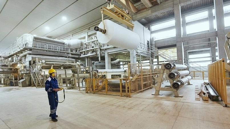 A sostenere il corso. Sofidel, Lucart, DsSmith, Fosber, Toscotec, Oradoc, Pcmc, Paper Board Alliance, Carrara, Lucense, Celtex, Andritz A sostenere il corso. Sofidel, Lucart, DsSmith, Fosber, Toscotec, Oradoc, Pcmc, Paper Board Alliance, Carrara, Lucense, Celtex, Andritz