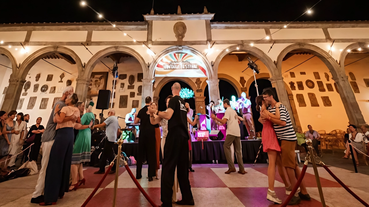 Il Vintage Festival torna da giovedì fino sabato a Castiglion Fiorentino Il Vintage Festival torna da giovedì fino sabato a Castiglion Fiorentino