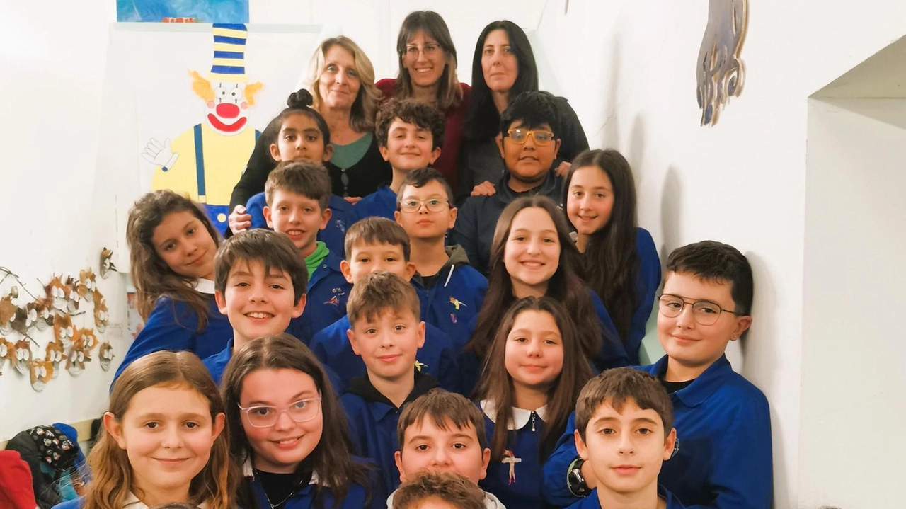 Studenti Francesca Mihaela Albota Penelope Alimoni Irene Altamura Andrea Aspidi Diego Badulescu Matteo Becattini Aurora Cardi Nicolò Carini Francesco Castellucci Viola Cenciarelli Michele Cerini Greta Cornicello Ettore... Studenti Francesca Mihaela Albota Penelope Alimoni Irene Altamura Andrea Aspidi Diego Badulescu Matteo Becattini Aurora Cardi Nicolò Carini Francesco Castellucci Viola Cenciarelli Michele Cerini Greta Cornicello Ettore...
