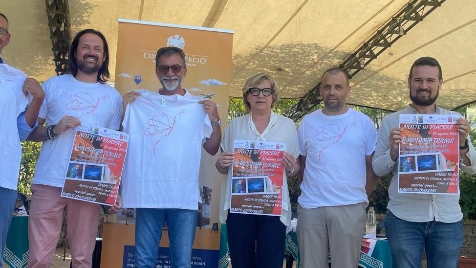 Gli organizzatori di «Una notte di piacere» evento che coinvolgerà Casciana Terme questo sabato Gli organizzatori di «Una notte di piacere» evento che coinvolgerà Casciana Terme questo sabato