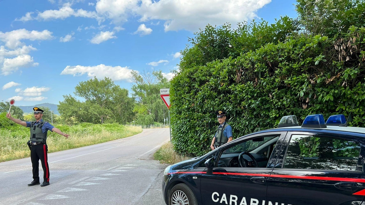 L’arresto è l’ennesimo risultato dei servizi svolti dai Carabinieri della stazione di Bastia per la prevenzione e repressione dello spaccio di sostanze stupefacenti L’arresto è l’ennesimo risultato dei servizi svolti dai Carabinieri della stazione di Bastia per la prevenzione e repressione dello spaccio di sostanze stupefacenti