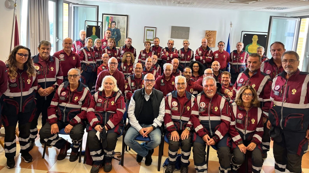 Volontari Anps a Pistoia: formazione sulla safety per contribuire alla sicurezza del territorio. Collaborazione con la Polizia di Stato e impegno per un ambiente vivibile. Volontari Anps a Pistoia: formazione sulla safety per contribuire alla sicurezza del territorio. Collaborazione con la Polizia di Stato e impegno per un ambiente vivibile.