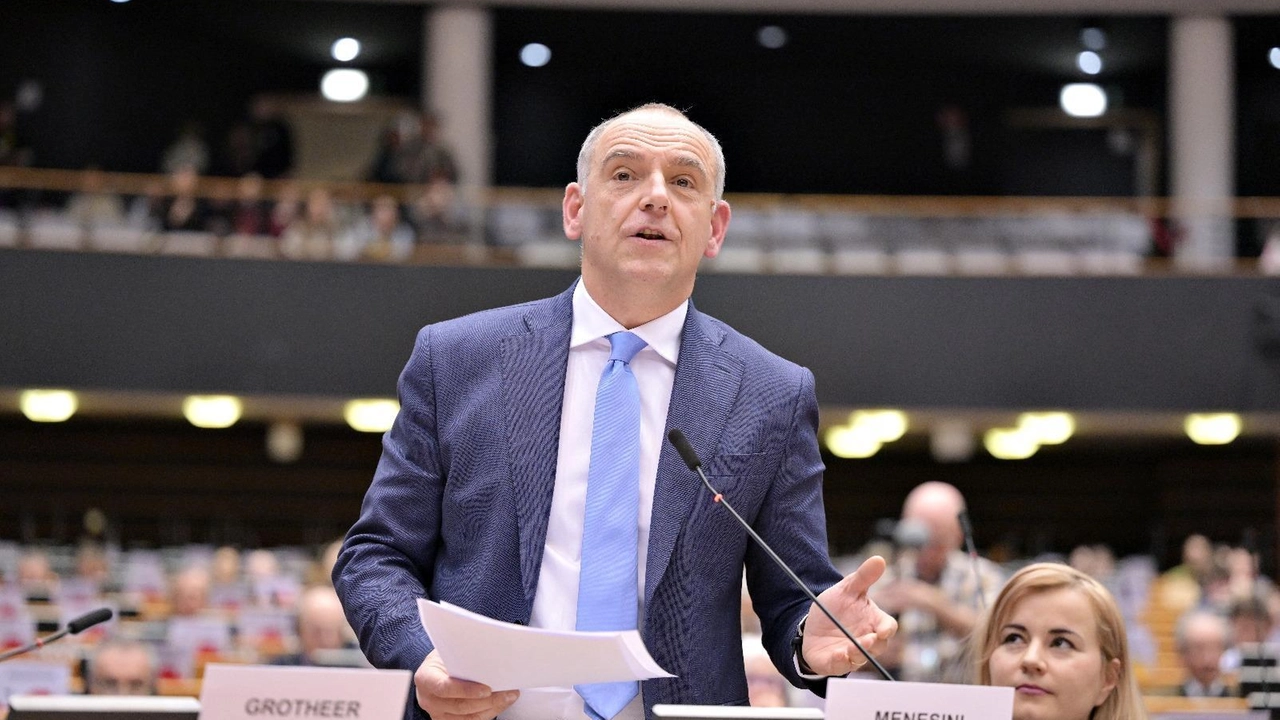 Luca Menesini, presidente del Partito socialista europeo al Comitato Europeo delle Regioni