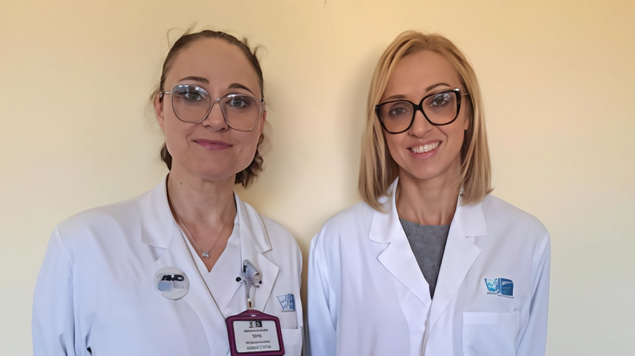 Le dottoresse Anna Ranchelli (a sinistra) e Alessia Scatena che seguiranno le persone per informarle sul diabete e su come fare prevenzione Le dottoresse Anna Ranchelli (a sinistra) e Alessia Scatena che seguiranno le persone per informarle sul diabete e su come fare prevenzione