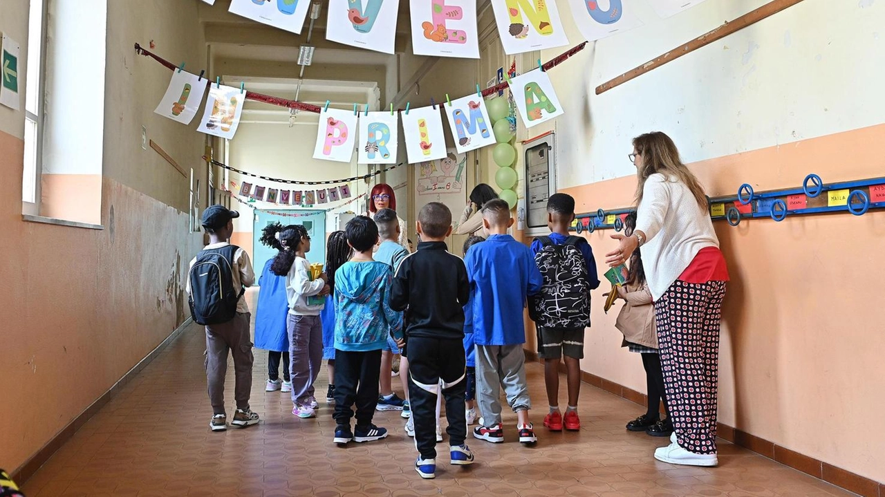 Tutto pronto a Porcari per il primo giorno di scuola che scatterà lunedì in tutta la nostra regione. Anche il servizio di pre-scuola sarà immediatamente disponibile Tutto pronto a Porcari per il primo giorno di scuola che scatterà lunedì in tutta la nostra regione. Anche il servizio di pre-scuola sarà immediatamente disponibile