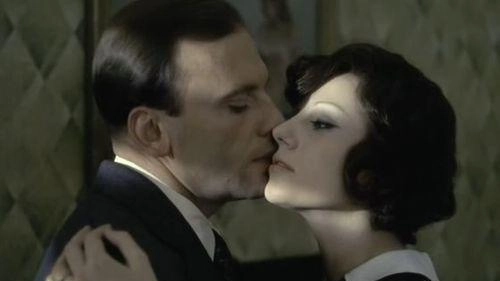 Jean Louis Trintignant e. Stefania Sandrelli ne Il Conformista capolavoro di Bertoloucci in Castello per i lunedì. Mabuse
