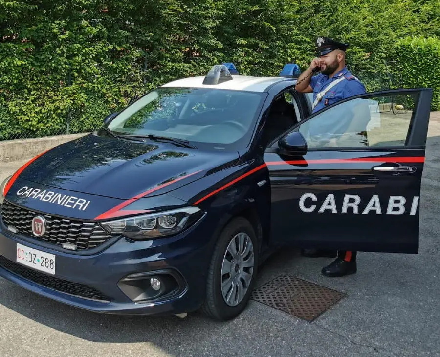Accoltellato in centro, minorenne arrestato per tentato omicidio