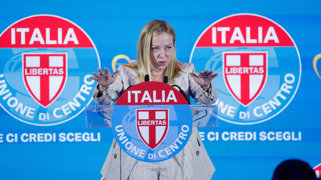 La presidente del Consiglio Giorgia Meloni alla Festa Nazionale dell'UdC (Ansa)