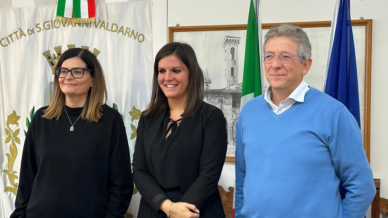 Il sindaco Valentina Vadi, l’assessore regionale Alessandra Nardini e il dirigente di Arti, Stefano Cerchiarini Il sindaco Valentina Vadi, l’assessore regionale Alessandra Nardini e il dirigente di Arti, Stefano Cerchiarini
