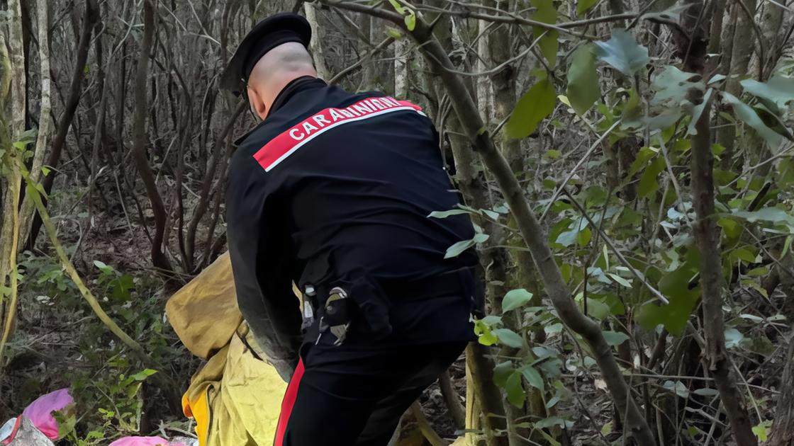 Controlli dei carabinieri. Spaccio di droga, due arresti. Smantellato il covo dei pusher Controlli dei carabinieri. Spaccio di droga, due arresti. Smantellato il covo dei pusher