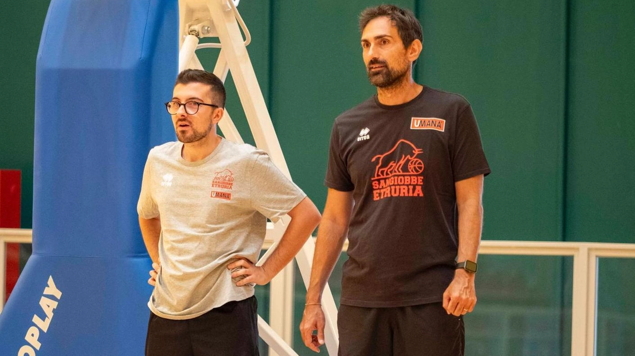 È il primo test del precampionato. Questa sera alle 18, al Palasport Estra di Arezzo, l’Umana San Giobbe Chiusi se... È il primo test del precampionato. Questa sera alle 18, al Palasport Estra di Arezzo, l’Umana San Giobbe Chiusi se...