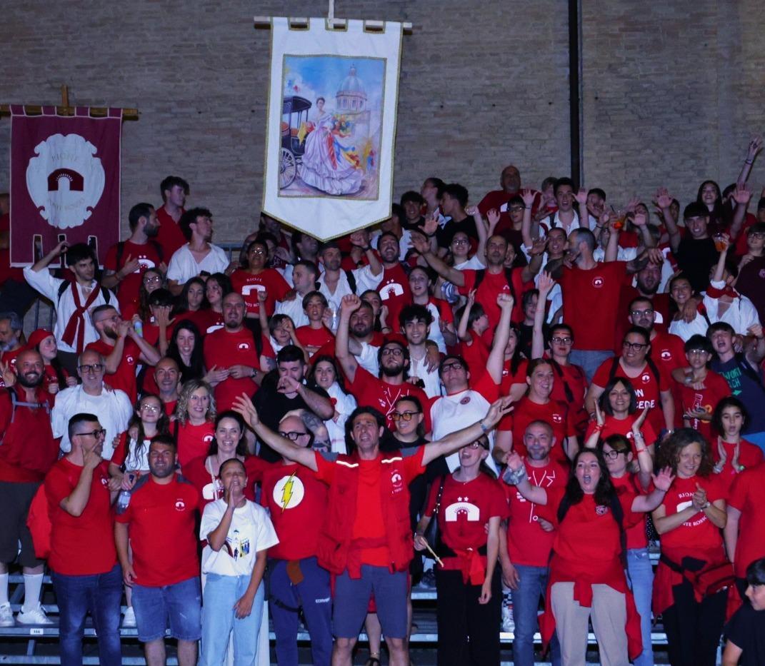 Il Rione Ponte Rosso vince il Palio del Cupolone Il Rione Ponte Rosso vince il Palio del Cupolone