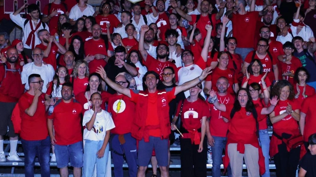 Festa grande per il Rione Ponte Rosso che si è aggiudicato l’edizione 2025 del Palio del Cupolone: è la terza. volta consecutiva che i rossi vincono Festa grande per il Rione Ponte Rosso che si è aggiudicato l’edizione 2025 del Palio del Cupolone: è la terza. volta consecutiva che i rossi vincono
