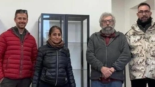 Il gruppo degli archeologi: da sinistra Fioravanti, Colombo, Notini e Serradimigni Il gruppo degli archeologi: da sinistra Fioravanti, Colombo, Notini e Serradimigni
