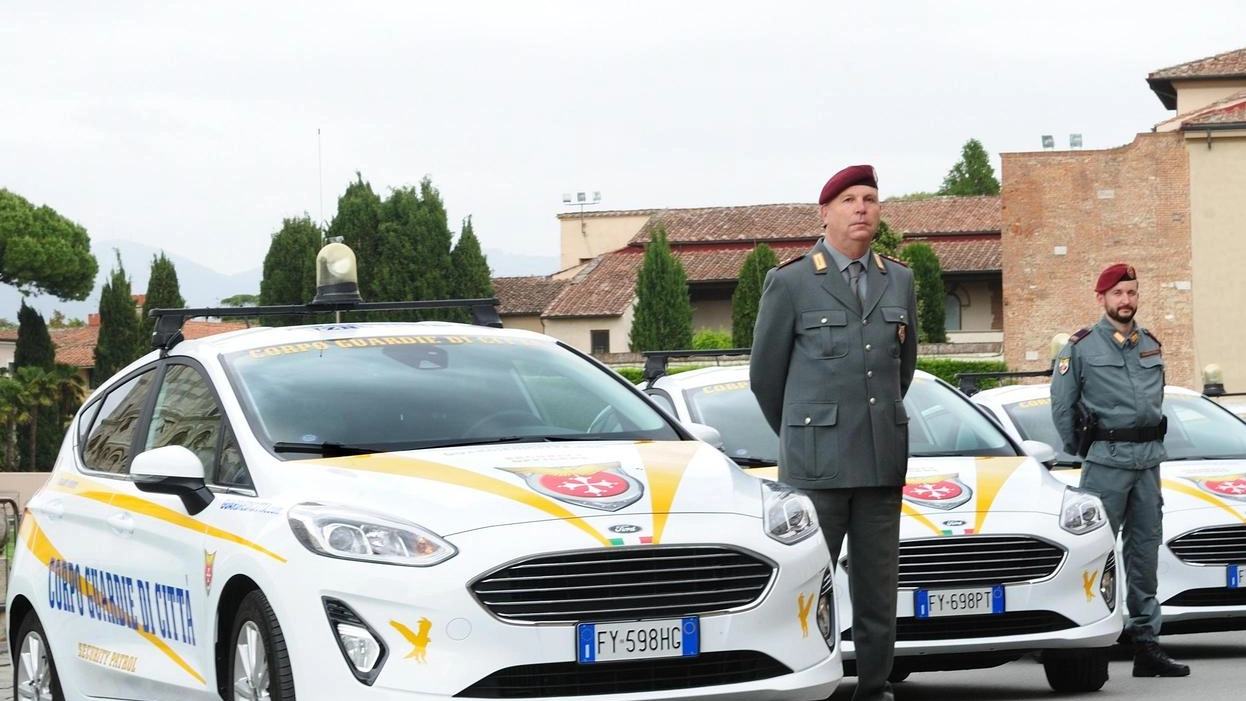 Un quarto di secolo. "Un giorno speciale per tutti noi – ha dichiarato Mariano Bizzarri Ollandini presidente del Corpo Guardie... Un quarto di secolo. "Un giorno speciale per tutti noi – ha dichiarato Mariano Bizzarri Ollandini presidente del Corpo Guardie...