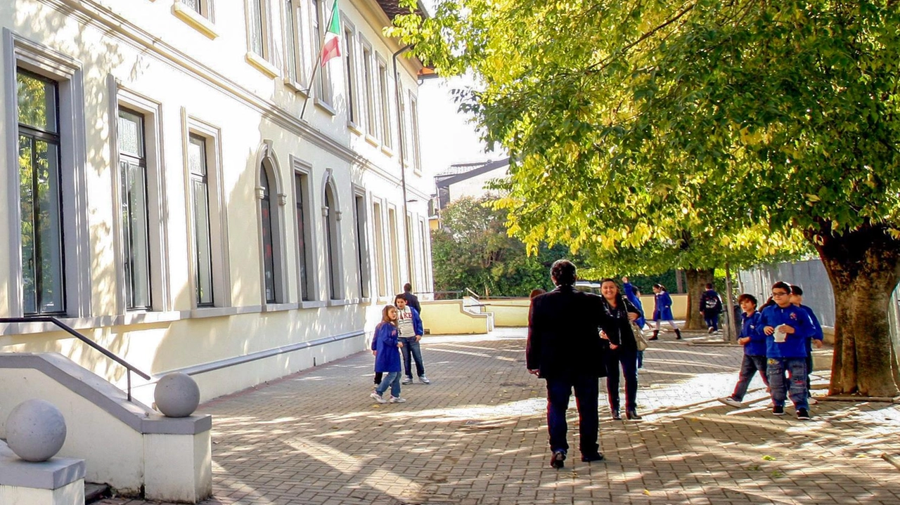L’assessore Quaresima fa il punto sui cantieri negli istituti "Nei prossimi mesi fine dei lavori alla Ciampi e apertura". L’assessore Quaresima fa il punto sui cantieri negli istituti "Nei prossimi mesi fine dei lavori alla Ciampi e apertura".