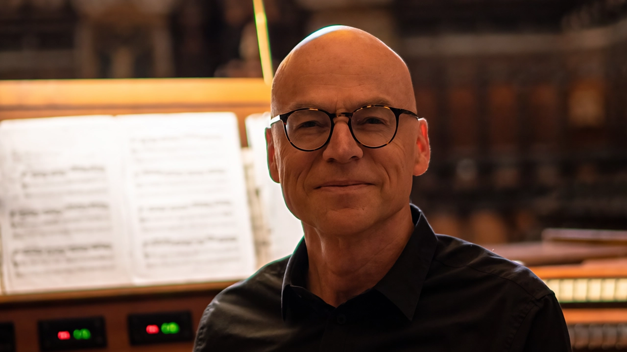 Stasera il concerto nella Collegiata di San Martino . Ci saranno musiche di Bach, Liszt, Widor e Dubois. Stasera il concerto nella Collegiata di San Martino . Ci saranno musiche di Bach, Liszt, Widor e Dubois.